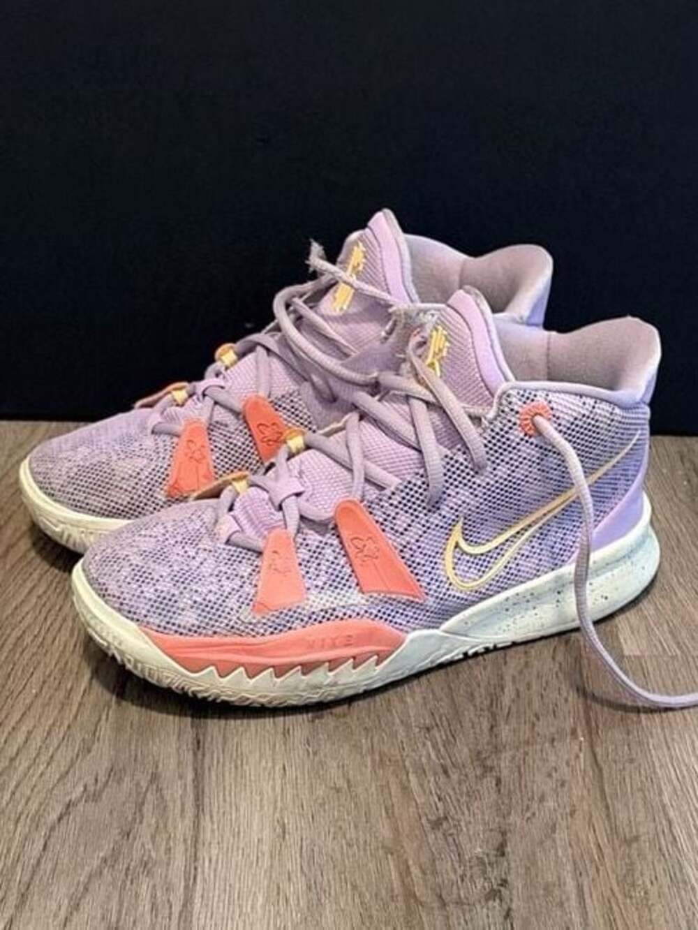 Nike Kyrie 7 GS 'Daughters' Lilac Melon Tint Basketball Shoes CT4080-501